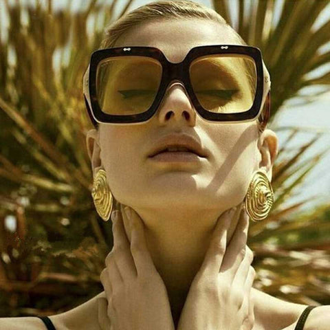 Flip Up Square Sunglasses Women Oversized Clip On Flip Sun glasses Men Vintgae Big Frame Black Red Yellow Glasses Retro Eyewear