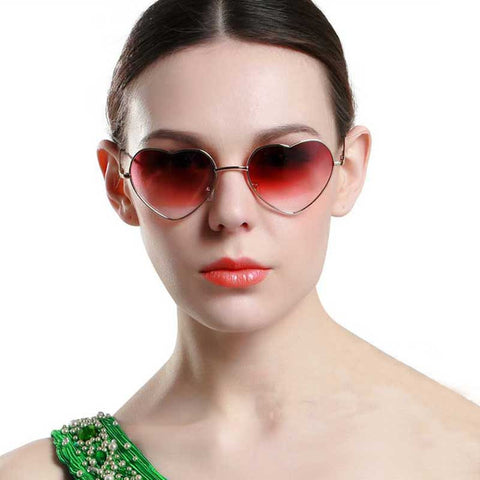 Heart Shaped Sunglasses Women Love Heart Glasses Metal Gradient Sun glasses Sexy Ladies Ocean Shades Vintage Gold Frame Eyewear