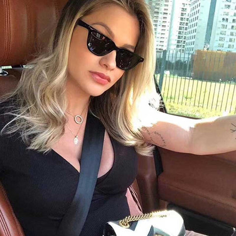 Fashion Rivet Sunglasses Women 2018 Vintage Square Glasses Retro Coating Sun glasses Ladies Trendy Shades Plastic Eyewear UV400